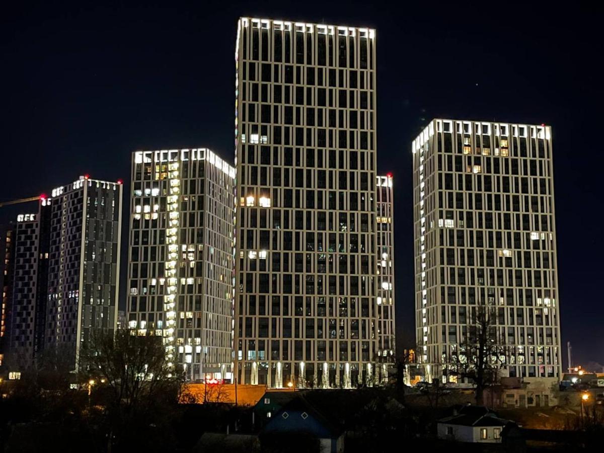 Slavutich Apartments Near Metro Station Kiev Eksteriør bilde